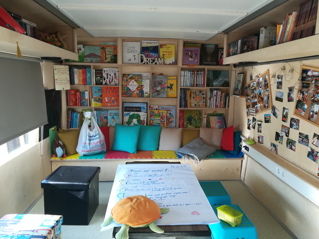 EduBuzz Augustin Biblioteca